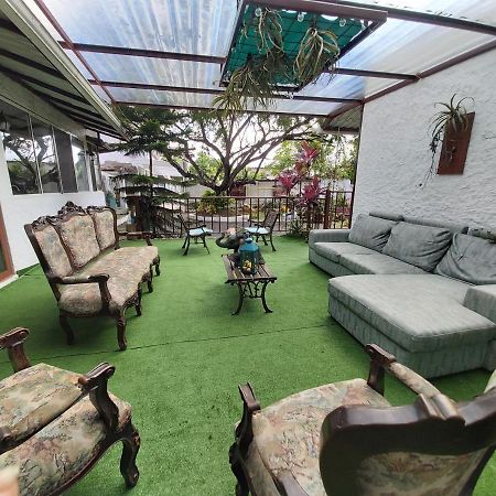 Hostal Gualingo Otel Santa Rosa  Dış mekan fotoğraf