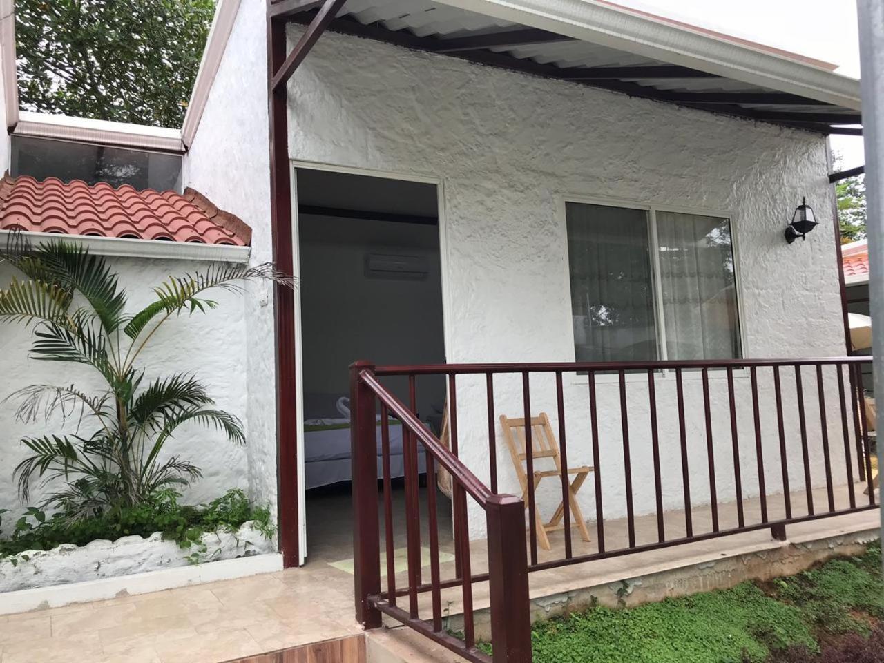 Hostal Gualingo Otel Santa Rosa  Dış mekan fotoğraf