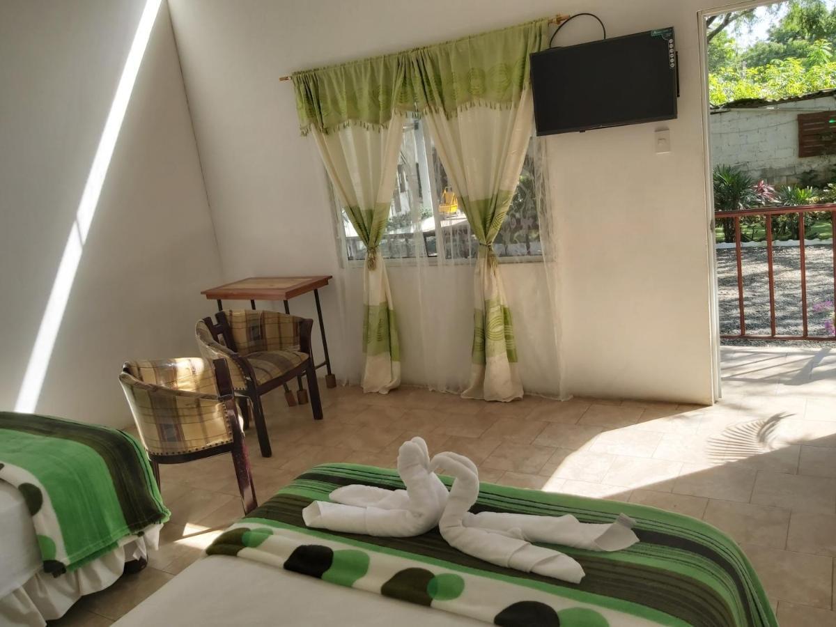 Hostal Gualingo Otel Santa Rosa  Dış mekan fotoğraf