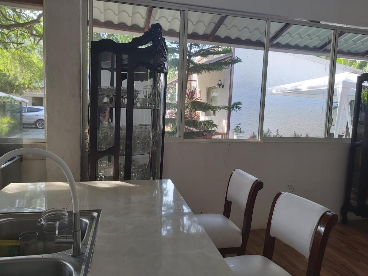 Hostal Gualingo Otel Santa Rosa  Dış mekan fotoğraf